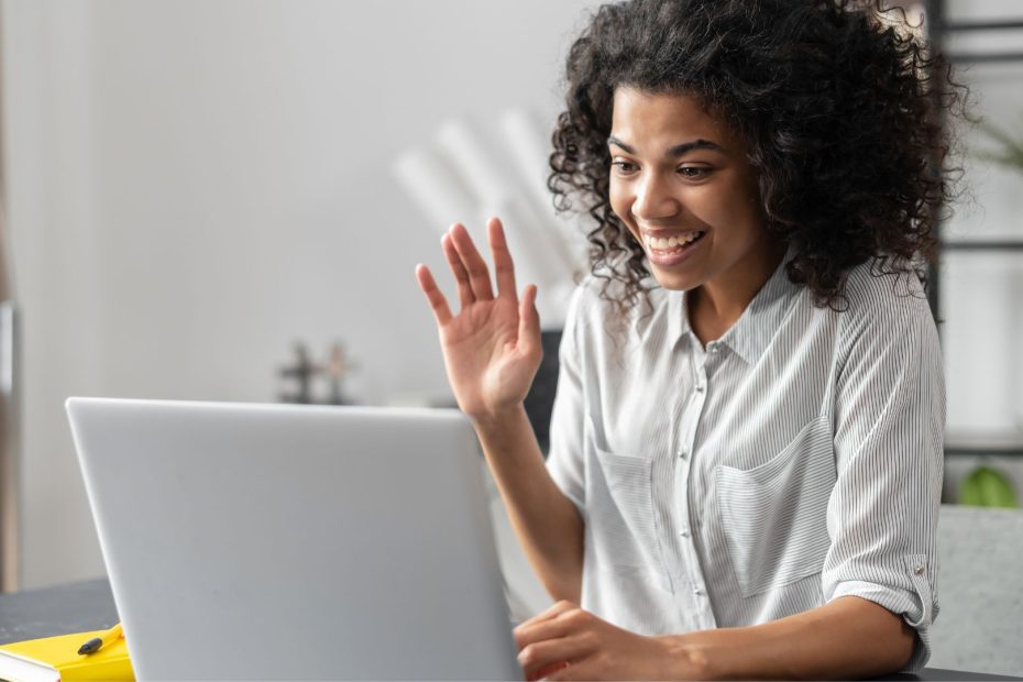 employee participating in online training